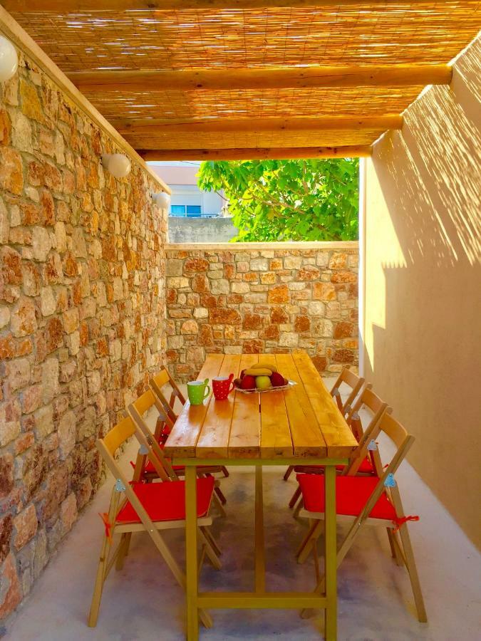 Bekos Traditional House Archangelos  Bagian luar foto